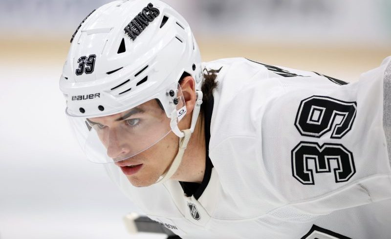 Watch: UFC fighter’s brother drops gloves in NHL season opener