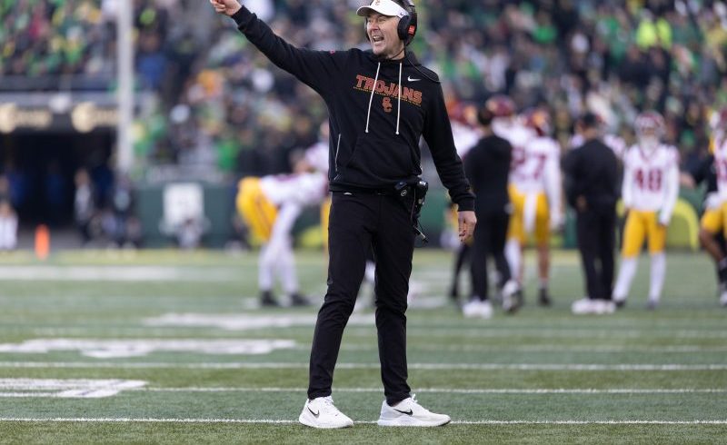 Lincoln Riley, USC in familiar position after latest high-profile loss