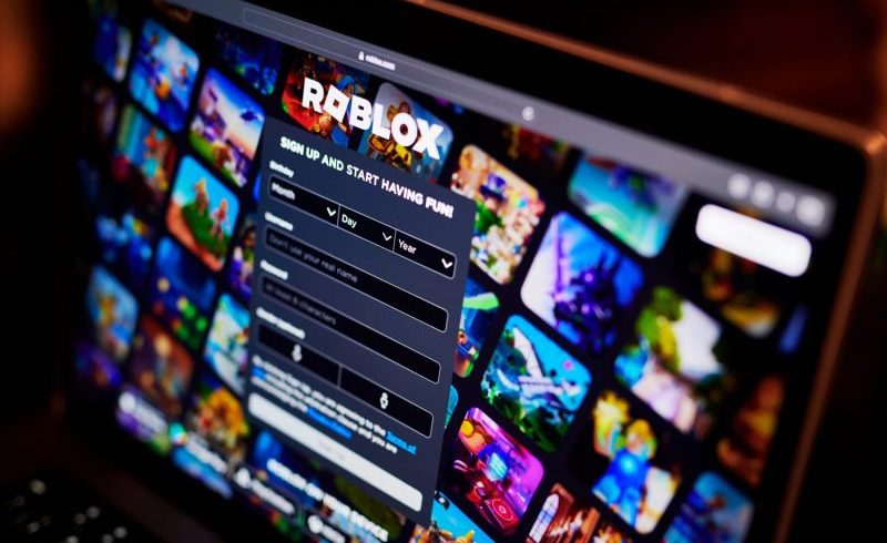 L.A. County sues Roblox, alleges platform makes it easy for adults to target children