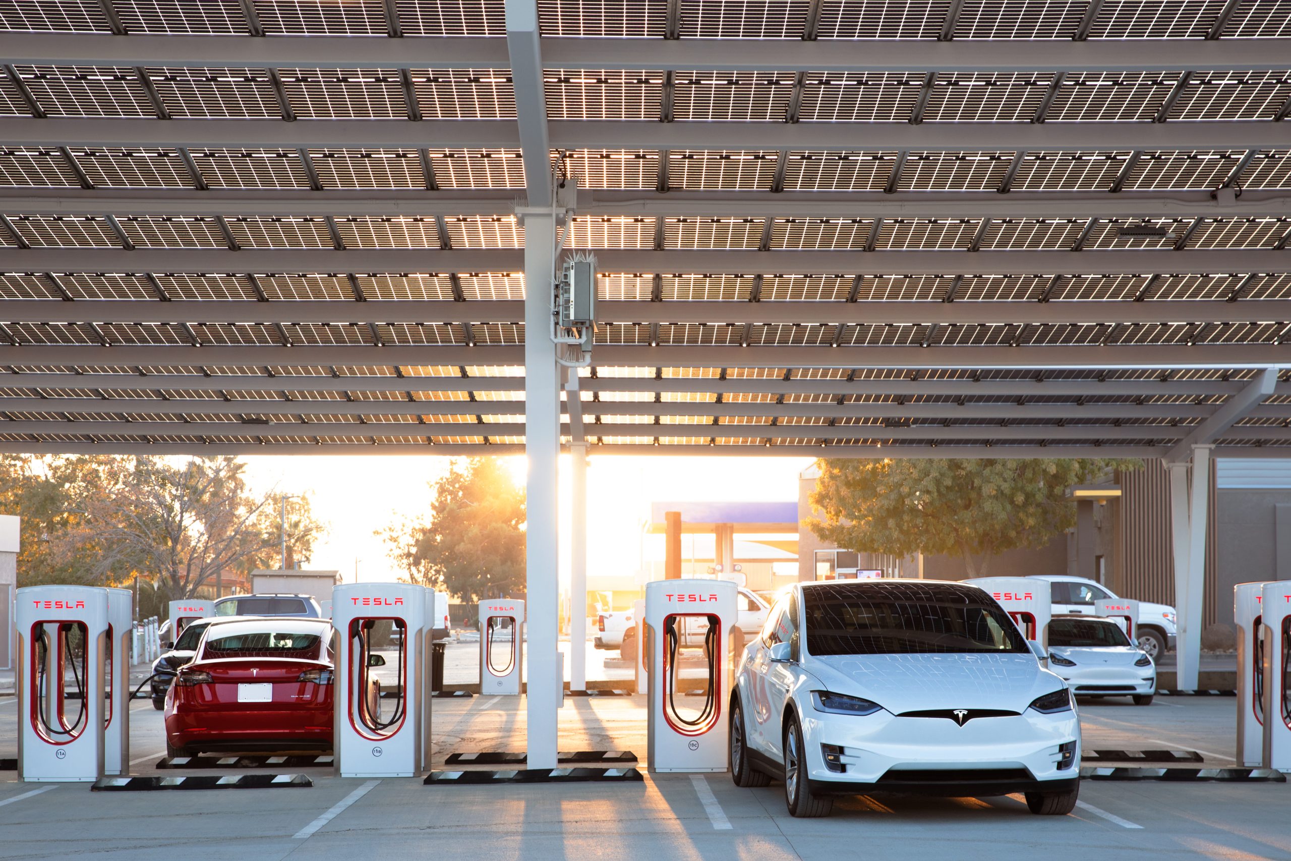 Tesla stock down 1.2% today: what’s hurting the EV major today?
