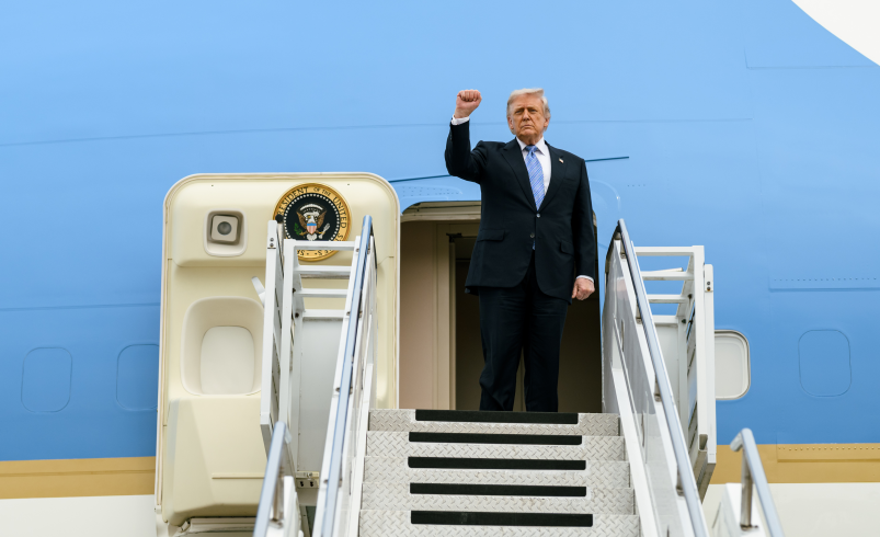 US stocks hit new highs as Trump signals decision on Iran deal nears