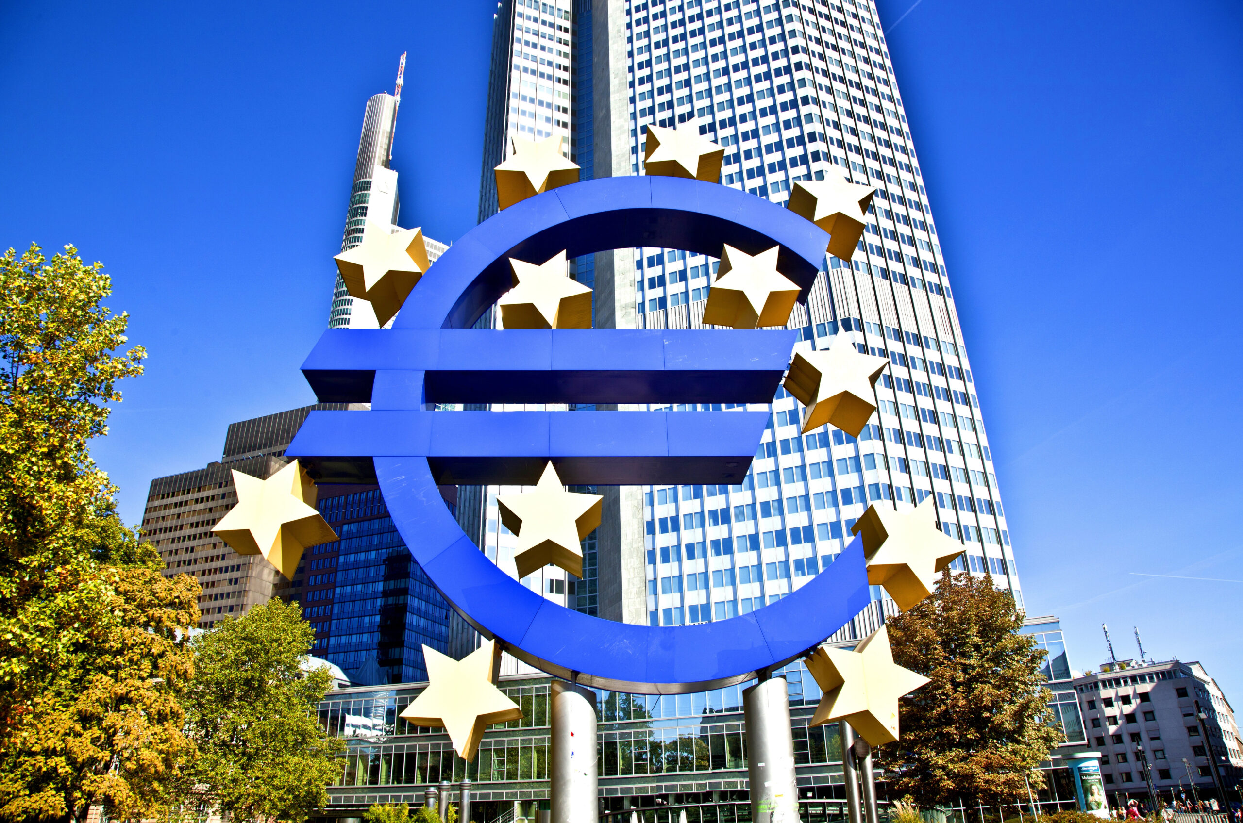 ECB study flags limited impact of AI boom on US jobs and wages