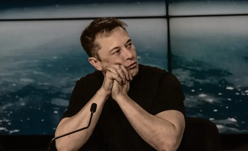 Tesla’s “Flying” Roadster Is Due October…