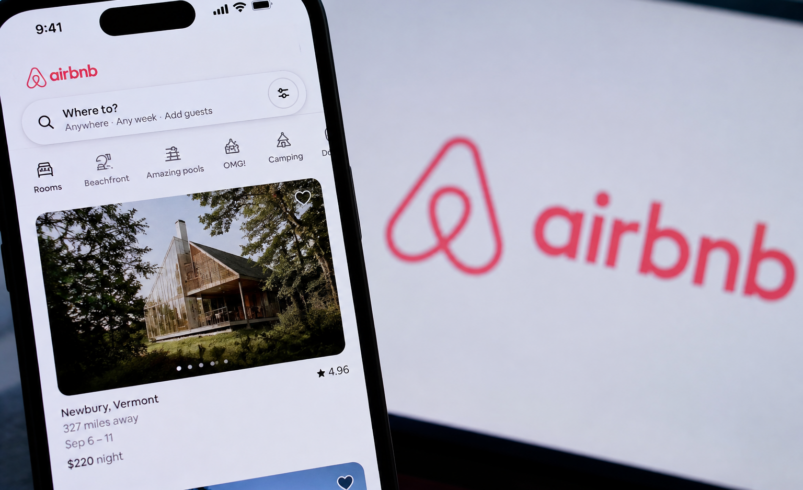Airbnb stock plunges amid Muse AI agent risks: will it rebound?