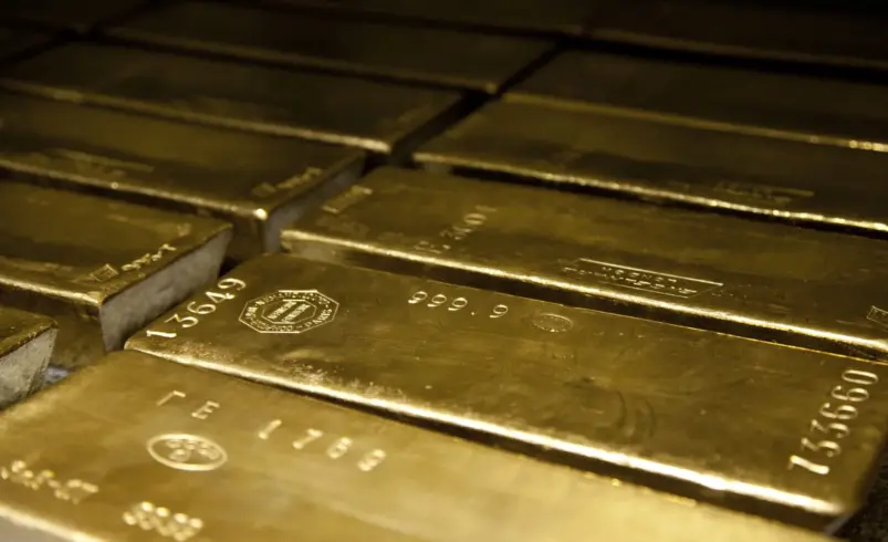 Gold Price Prediction: Spot $4,164.30, Bull $4,372.15, Bear…