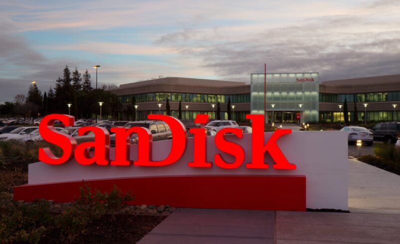 SanDisk stock prediction: Friday closed at $1,299.30, bull…